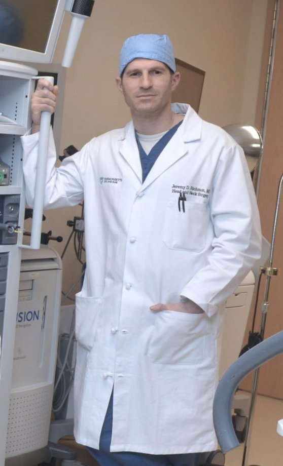 Dr. Jeremy Richmon at Mass Eye and Ear